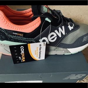 New Balance Men Sneakers